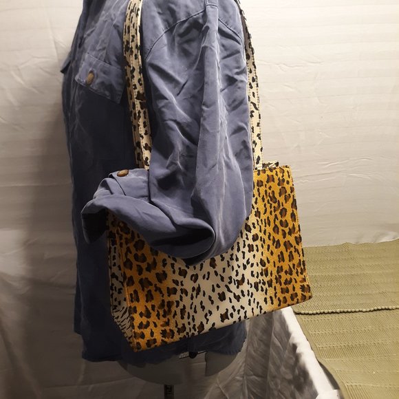 ((Listing#15)) Leopard print purse - Picture 1 of 7